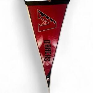 Arizona Diamondbacks red pennant